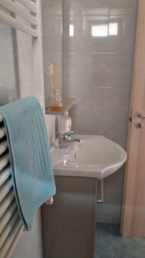 Happy Sunday Apartment Trani Bagian luar foto